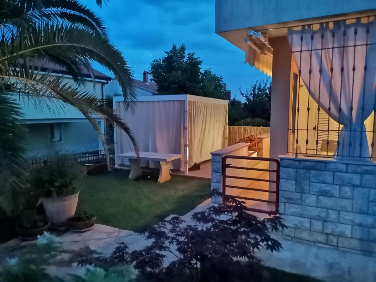 Apartman Hola Novigrad Istria Exterior foto