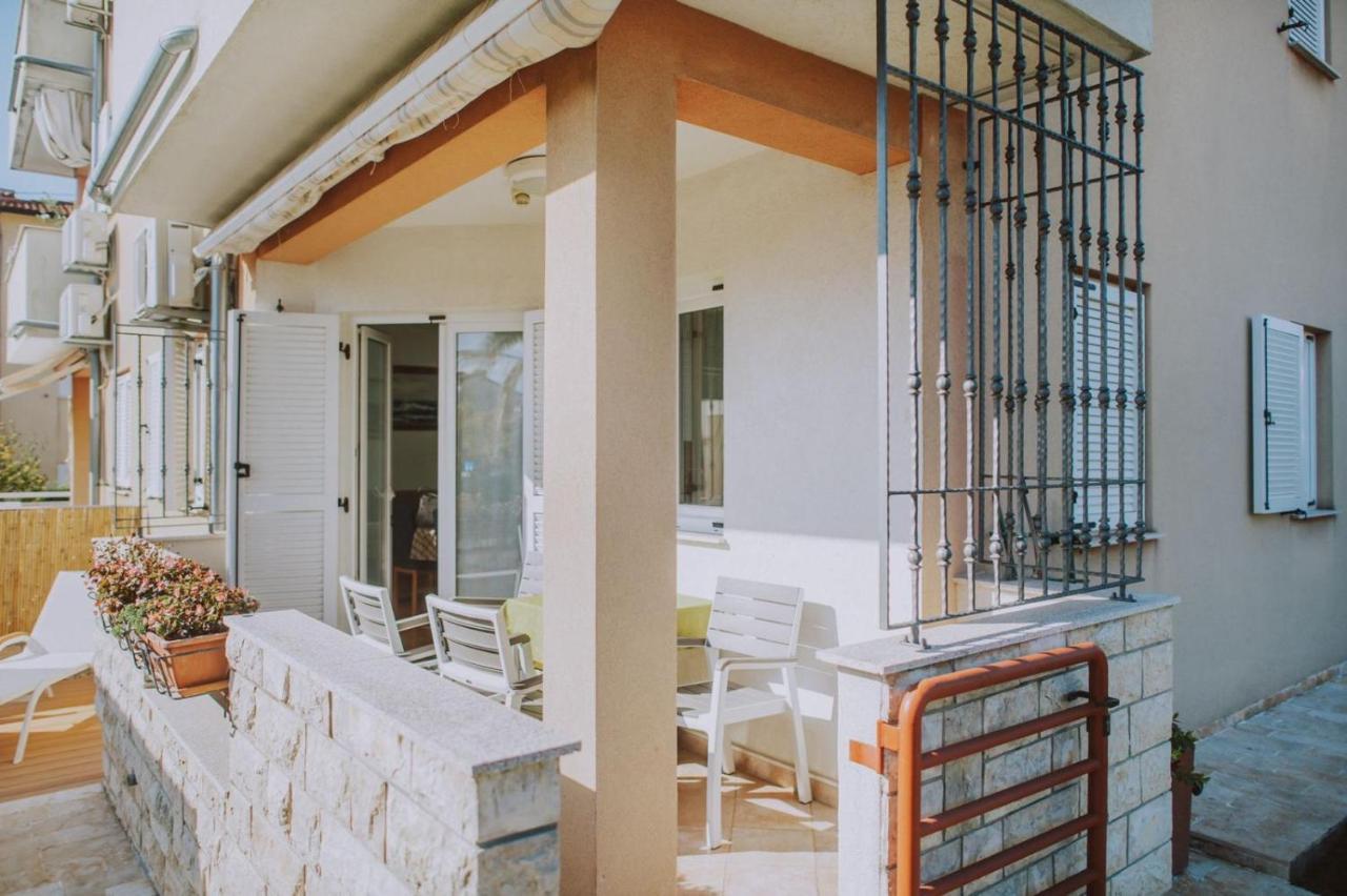 Apartman Hola Novigrad Istria Exterior foto